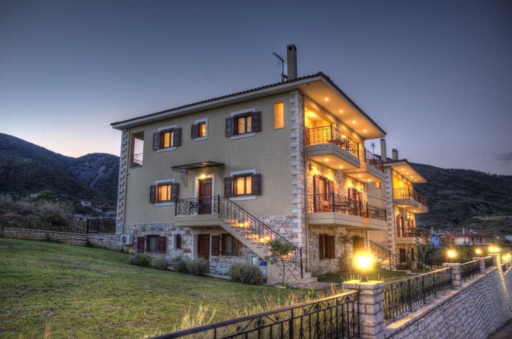 Venetiko Villas Nafpaktos Exterior photo