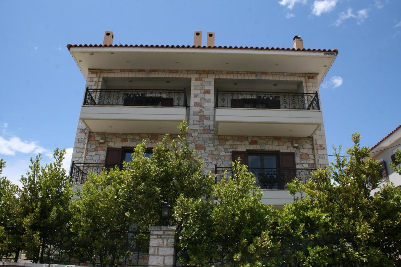 Venetiko Villas Nafpaktos Exterior photo